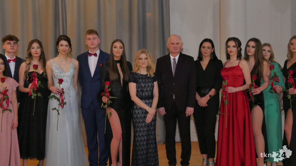 WIDEO: Studniówka I LO w Końskich 2022