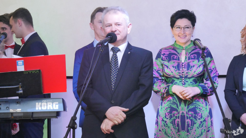 Opoczyńska studniówka w Astorii. Zaśpiewał DEJW! [wideo, zdjęcia]