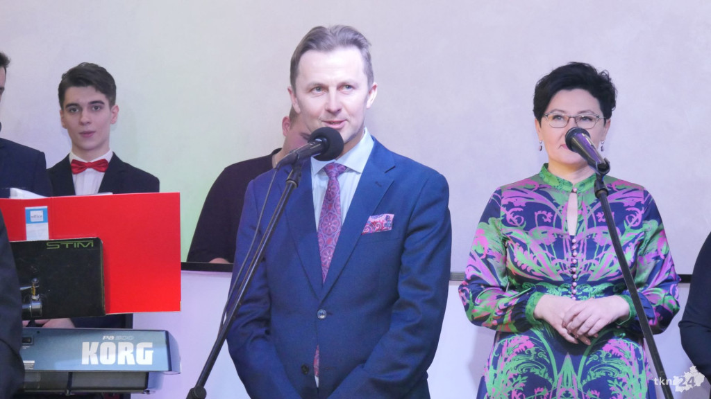 Opoczyńska studniówka w Astorii. Zaśpiewał DEJW! [wideo, zdjęcia]