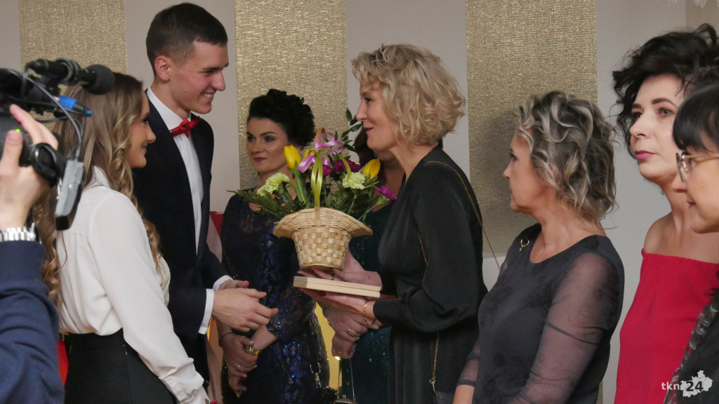 Opoczyńska studniówka w Astorii. Zaśpiewał DEJW! [wideo, zdjęcia]