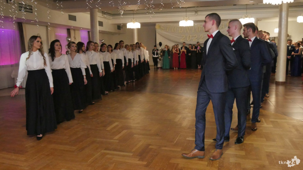 Opoczyńska studniówka w Astorii. Zaśpiewał DEJW! [wideo, zdjęcia]