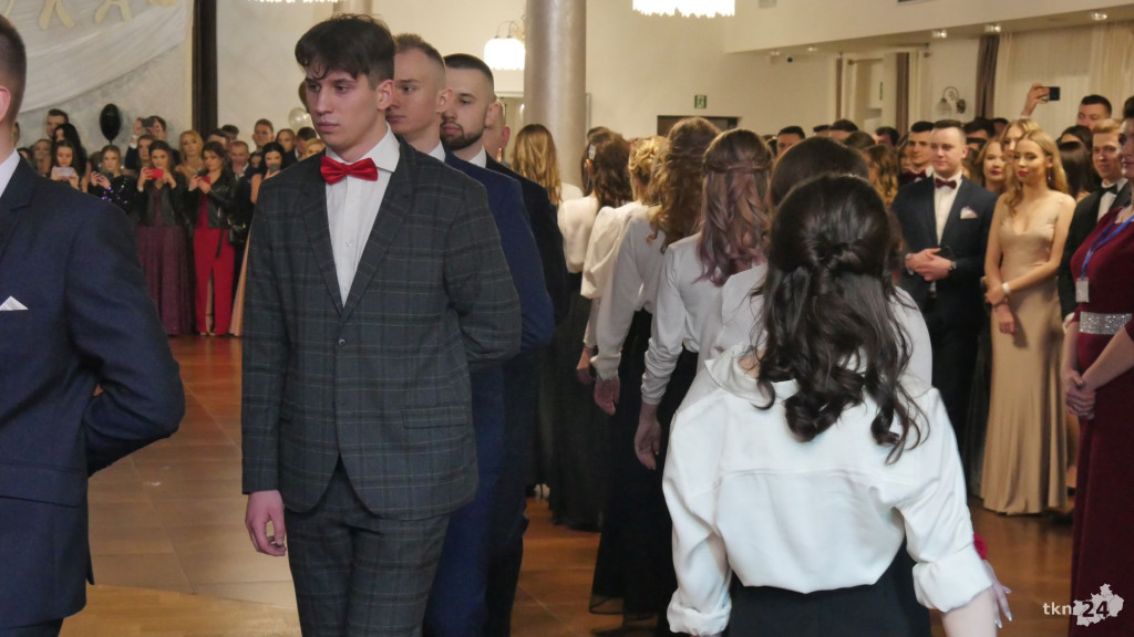 Opoczyńska studniówka w Astorii. Zaśpiewał DEJW! [wideo, zdjęcia]