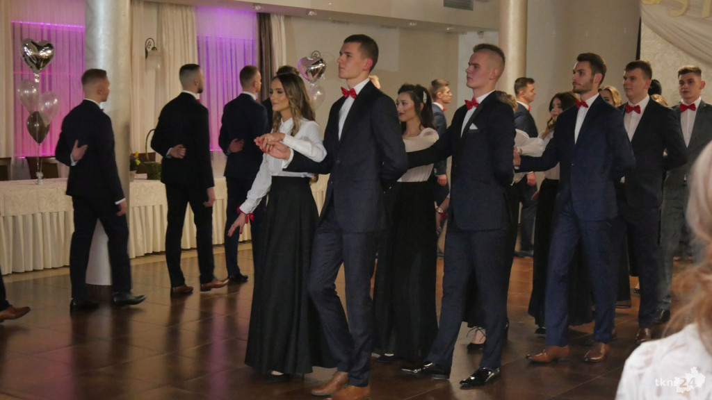 Opoczyńska studniówka w Astorii. Zaśpiewał DEJW! [wideo, zdjęcia]