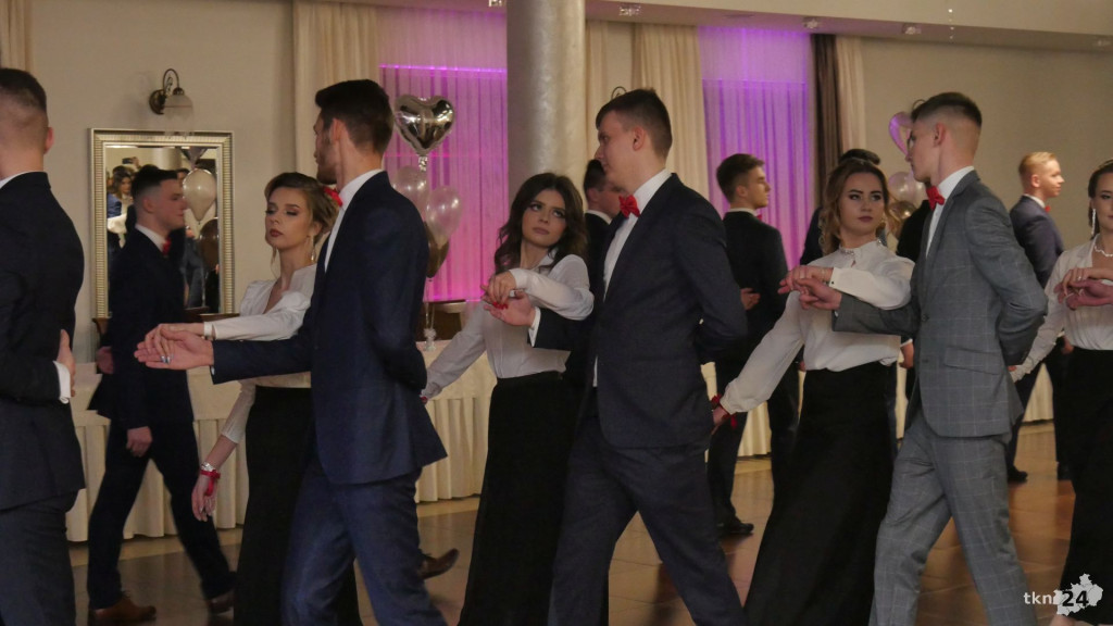 Opoczyńska studniówka w Astorii. Zaśpiewał DEJW! [wideo, zdjęcia]