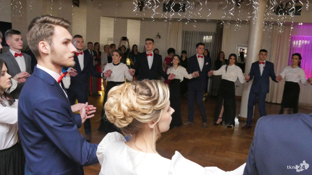 Opoczyńska studniówka w Astorii. Zaśpiewał DEJW! [wideo, zdjęcia]