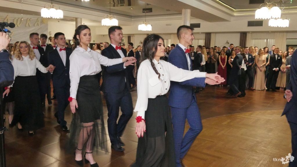 Opoczyńska studniówka w Astorii. Zaśpiewał DEJW! [wideo, zdjęcia]