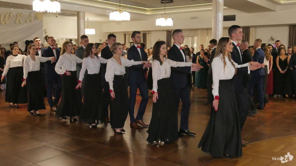 Opoczyńska studniówka w Astorii. Zaśpiewał DEJW! [wideo, zdjęcia]