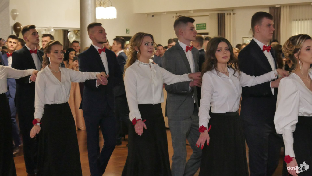 Opoczyńska studniówka w Astorii. Zaśpiewał DEJW! [wideo, zdjęcia]