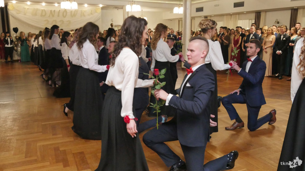 Opoczyńska studniówka w Astorii. Zaśpiewał DEJW! [wideo, zdjęcia]