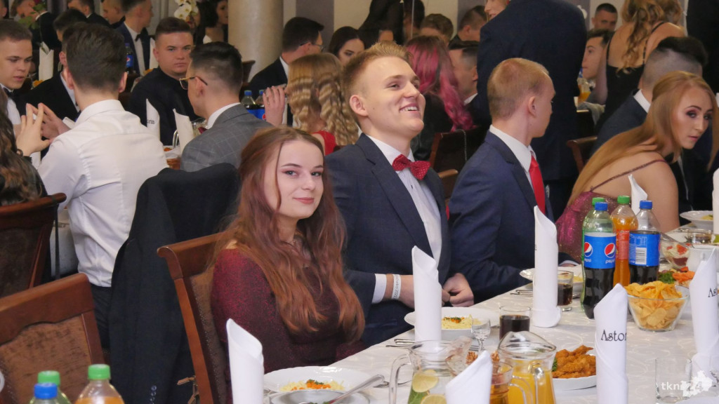 Opoczyńska studniówka w Astorii. Zaśpiewał DEJW! [wideo, zdjęcia]