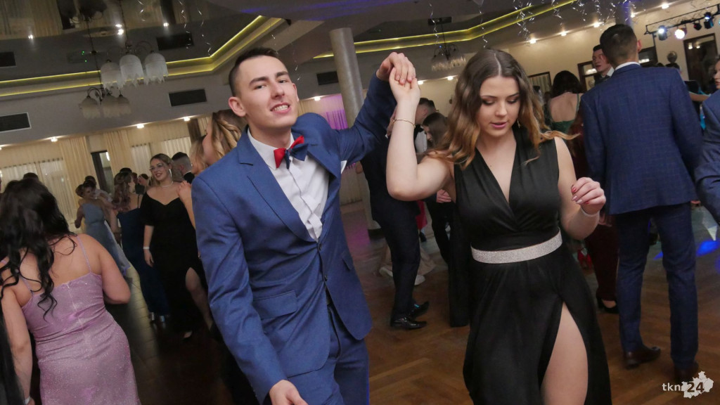 Opoczyńska studniówka w Astorii. Zaśpiewał DEJW! [wideo, zdjęcia]
