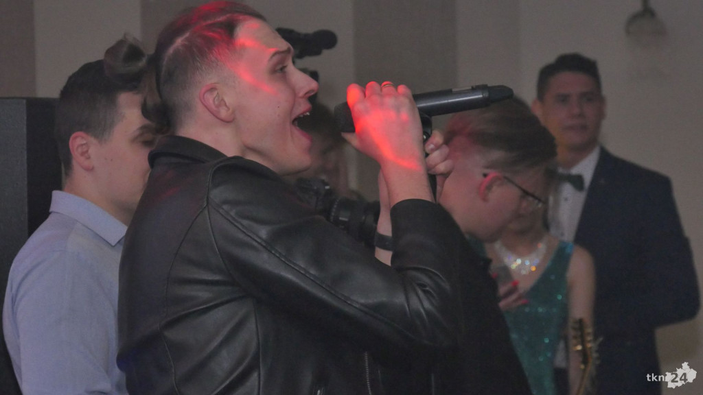 Opoczyńska studniówka w Astorii. Zaśpiewał DEJW! [wideo, zdjęcia]
