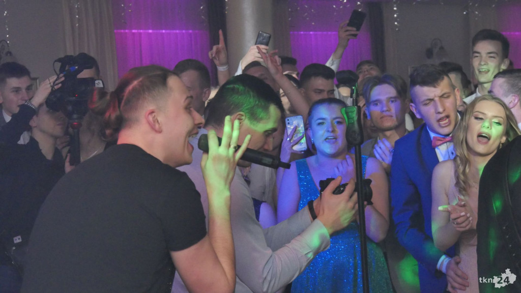 Opoczyńska studniówka w Astorii. Zaśpiewał DEJW! [wideo, zdjęcia]
