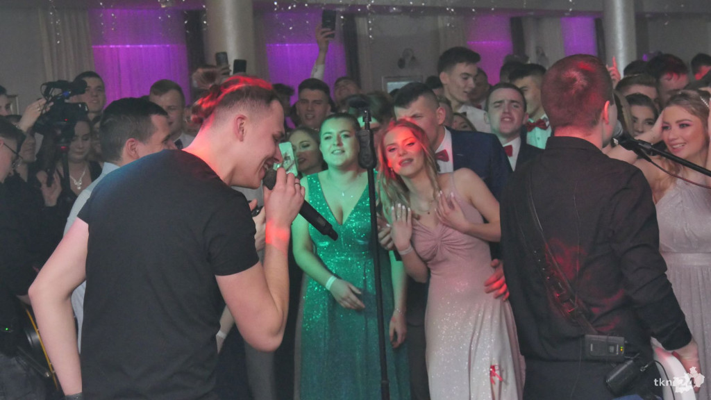 Opoczyńska studniówka w Astorii. Zaśpiewał DEJW! [wideo, zdjęcia]