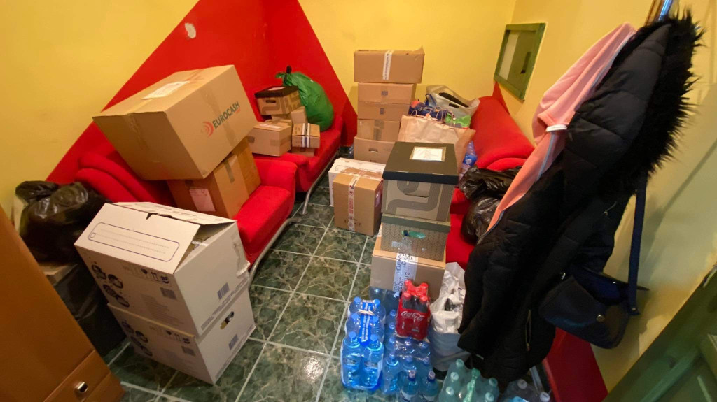 Szkoły średnie z powiatu koneckiego niosą pomoc Ukrainie! [zdjęcia]