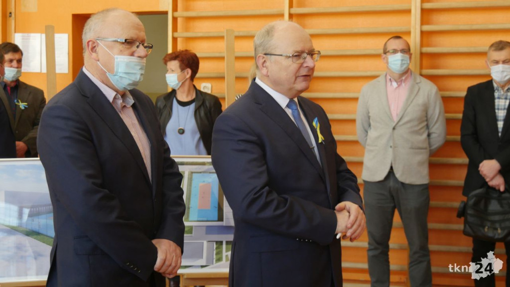Nowa hala sportowa przy `Dwójce` w Końskich. Budowa już niebawem! [wideo, zdjęcia]