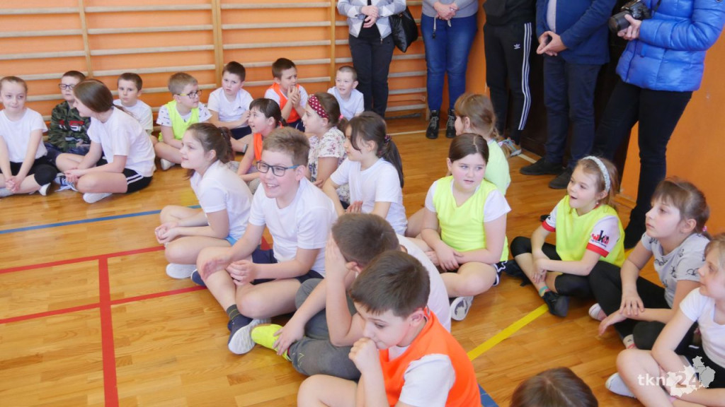 Nowa hala sportowa przy `Dwójce` w Końskich. Budowa już niebawem! [wideo, zdjęcia]