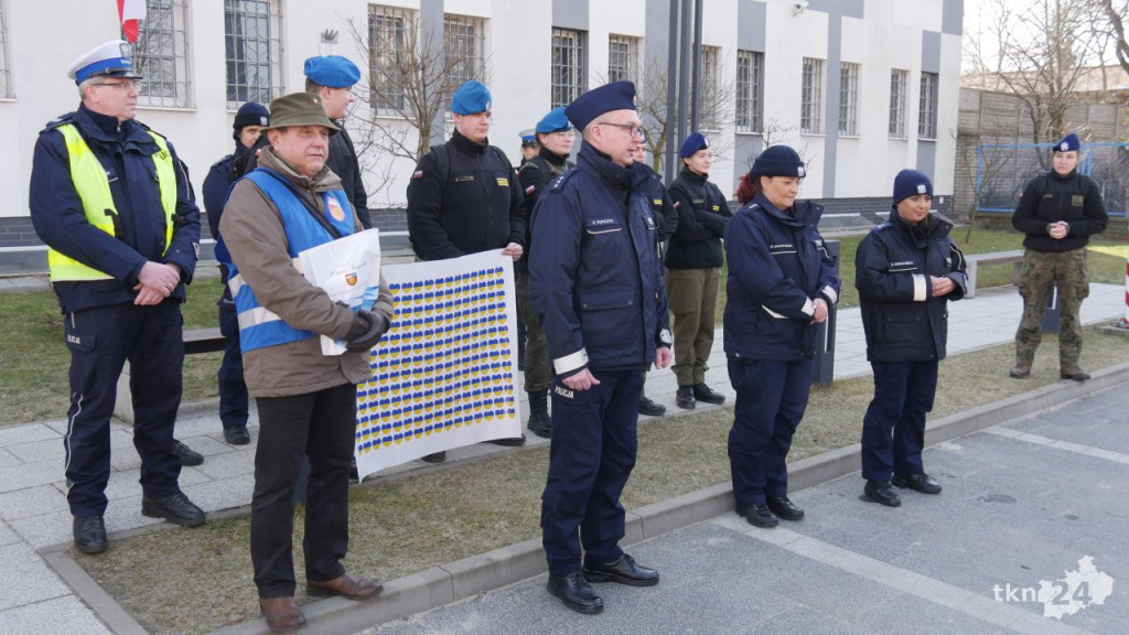 `Z profilaktyką po drodze`. Policjanci i seniorzy wyruszyli we wspólnym rajdzie [wideo, zdjęcia]