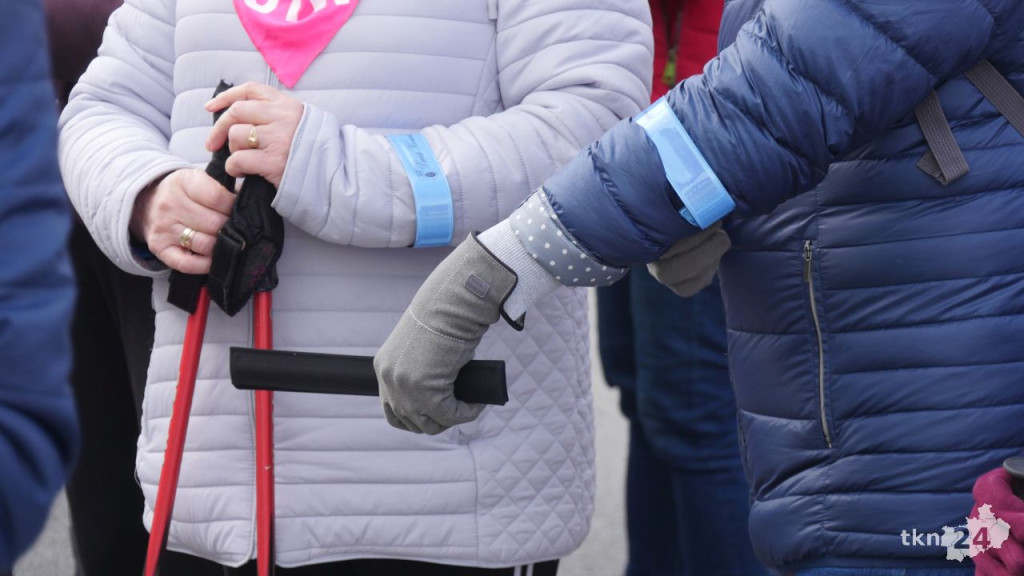 `Z profilaktyką po drodze`. Policjanci i seniorzy wyruszyli we wspólnym rajdzie [wideo, zdjęcia]