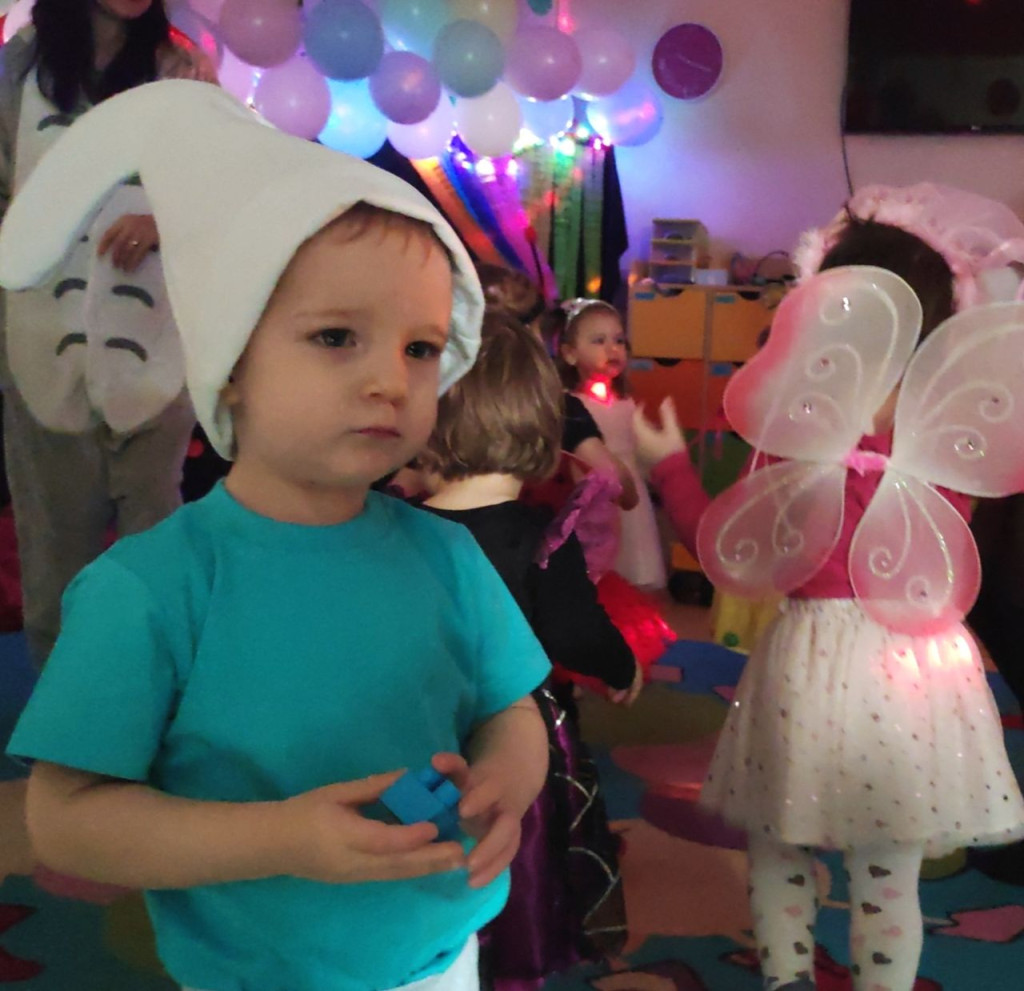 Bajeczny bal karnawałowy w Bajkowej Krainie [wideo, zdjęcia]