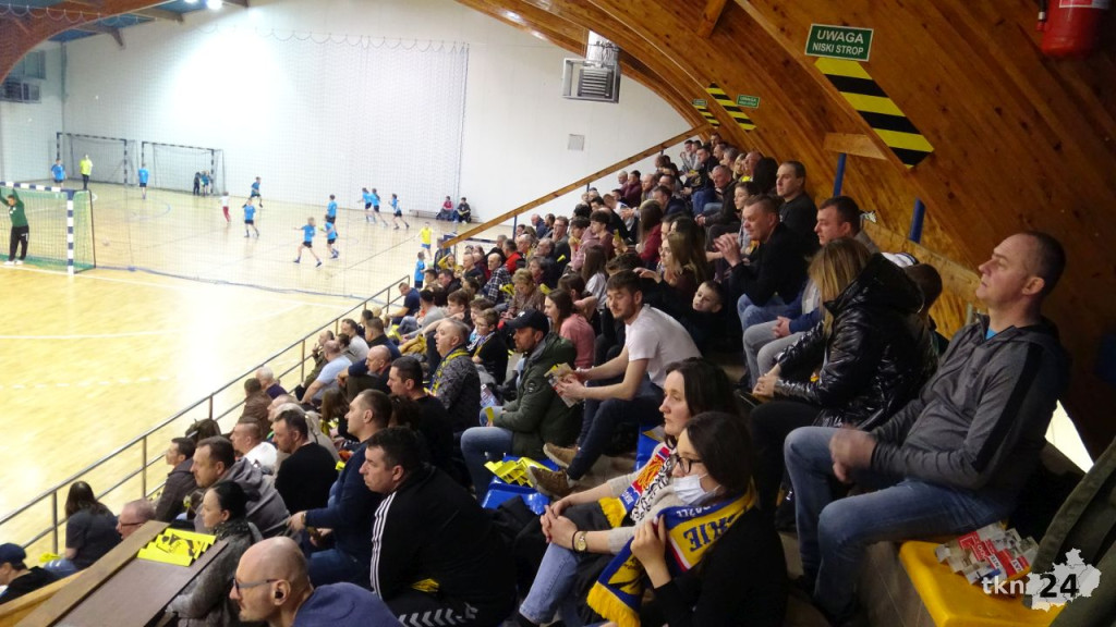 KSSPR Końskie pewnie wygrywa i wspomaga Ukrainę [fotorelacja]