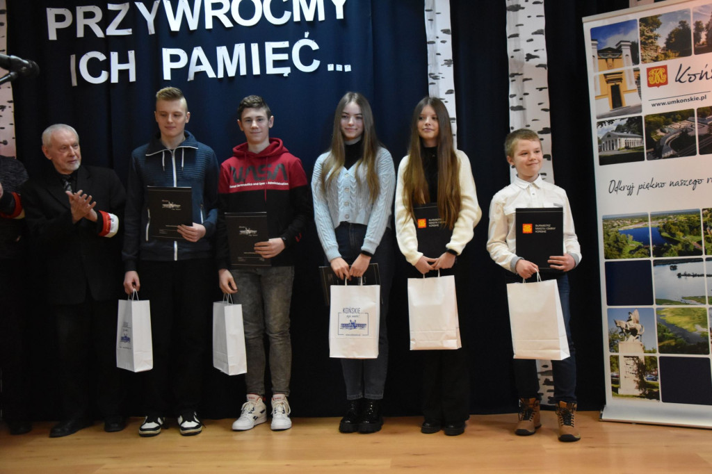 Gminny Marszobieg `Tropem Wilczym` ze wsparciem dla Ukrainy [wideo, zdjęcia]