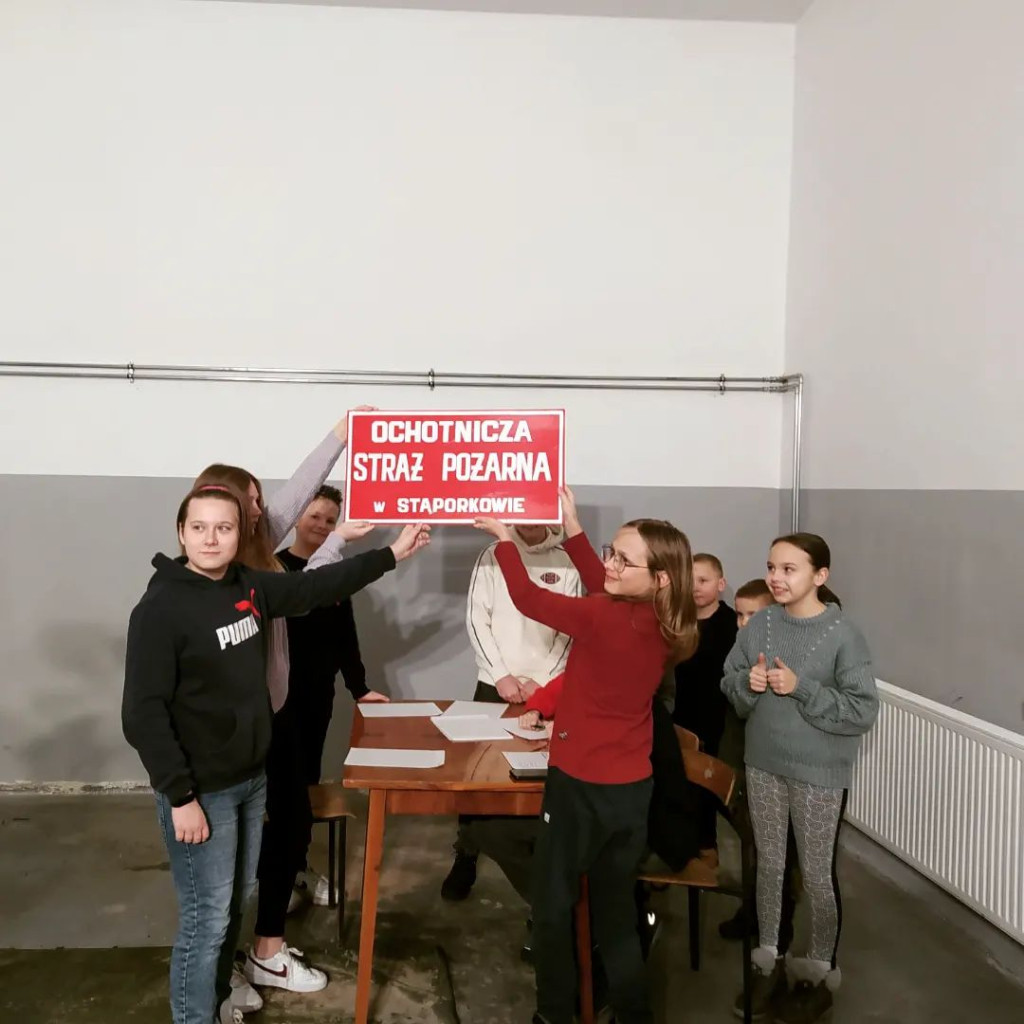 `Wymienimy tego Stara` - nowa piosenka Małych Strażaków [wideo]