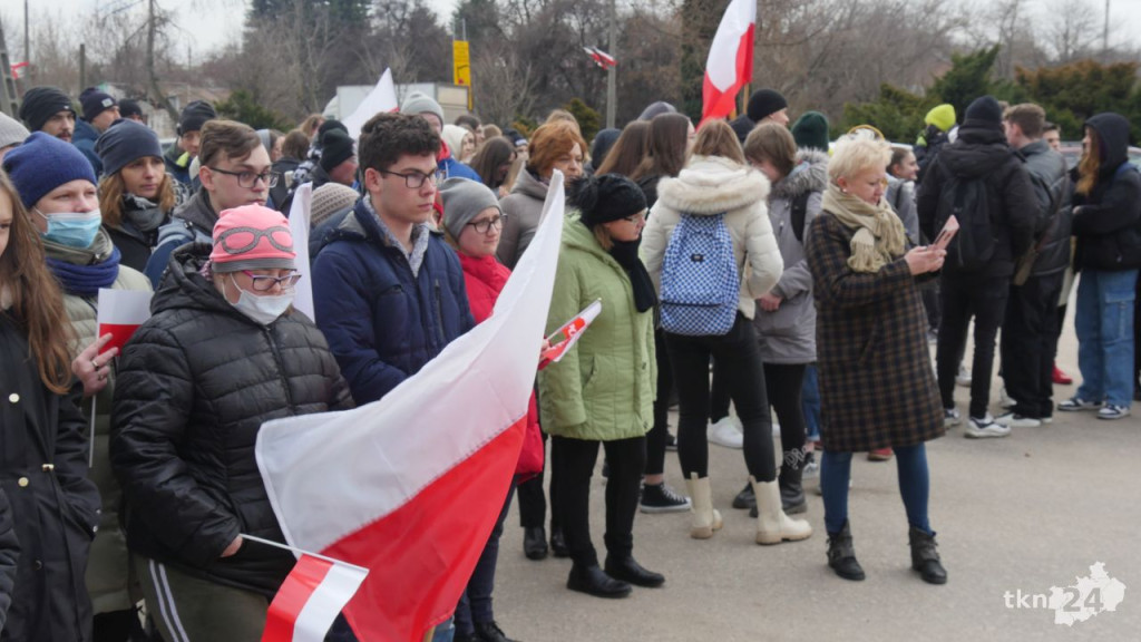 Konecka młodzież mówi STOP WOJNIE! [wideo, zdjęcia]