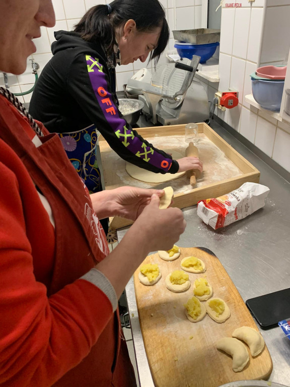Pierogi i Pielmieni od Ukrainek. Rozpoczęły niezwykłą działalność!