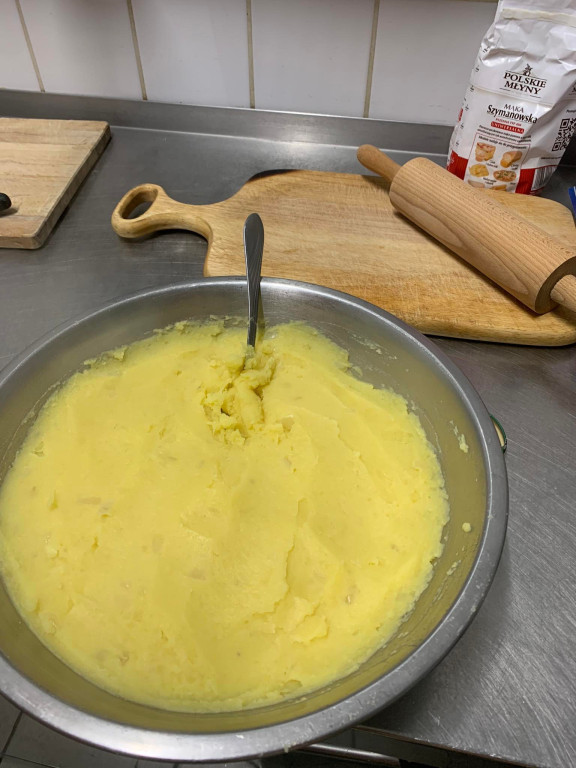 Pierogi i Pielmieni od Ukrainek. Rozpoczęły niezwykłą działalność!