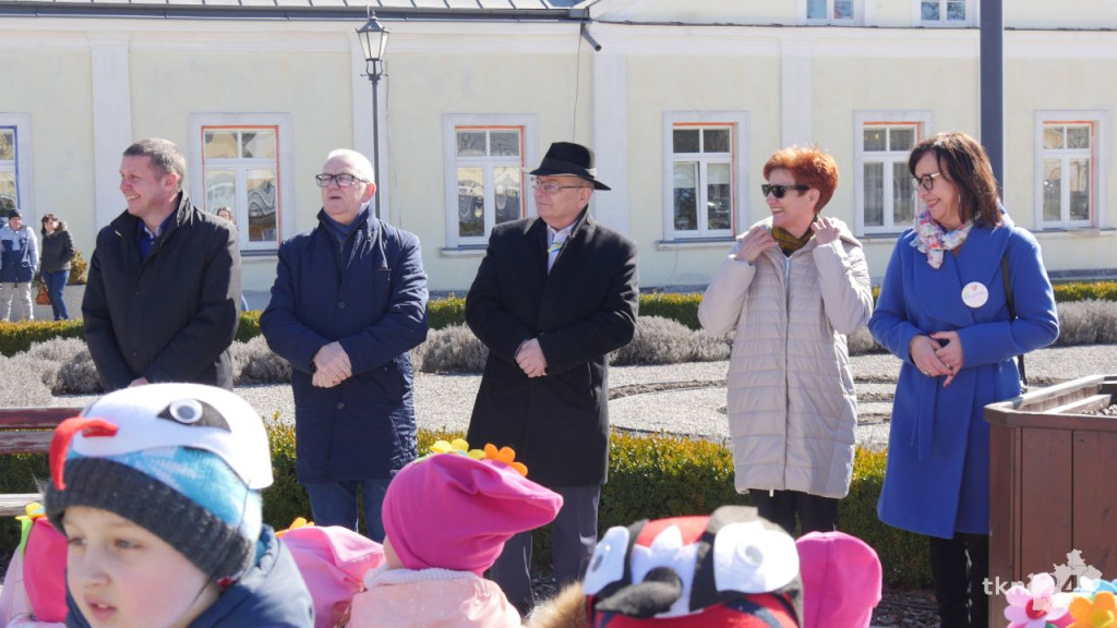 Wiosna, wiosna tak piękna, radosna! Koneckie przedszkolaki powitały porę roku [wideo, zdjęcia]