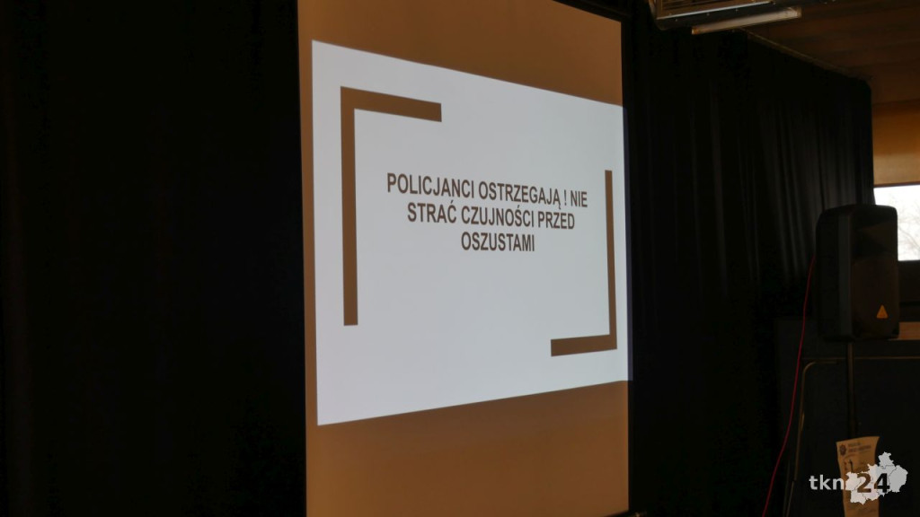 Jak nie dać się oszukać? Prelekcja edukacyjna na temat bezpieczeństwa [wideo, zdjęcia]