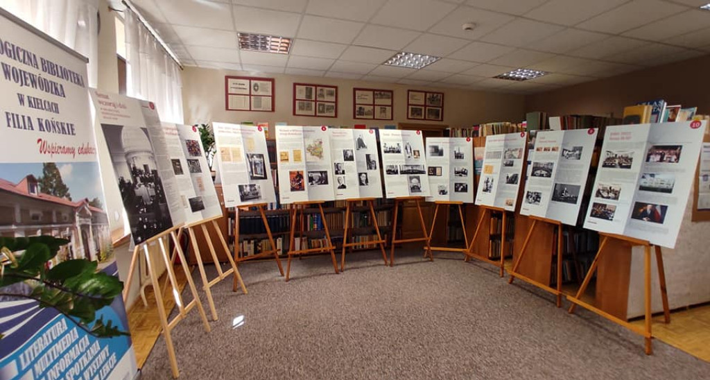 Wystawa o Senacie do oglądania w Bibliotece Pedagogicznej w Końskich [zdjęcia]