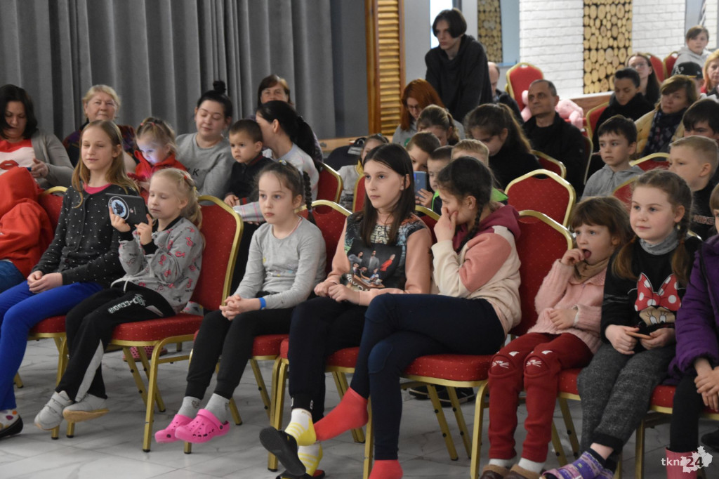 Koncert szkoły muzycznej dla uchodźców w Sielpi [wideo, zdjęcia]