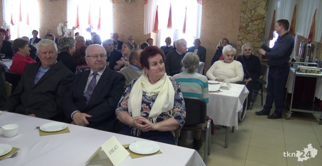 Piękne święto ponad 40 par. Złote Gody w gminie Radoszyce [wideo, zdjęcia]