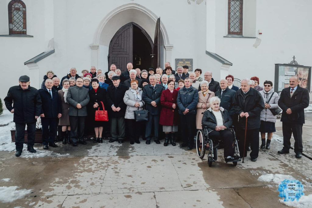 Piękne święto ponad 40 par. Złote Gody w gminie Radoszyce [wideo, zdjęcia]
