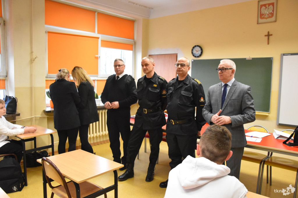 `Młodzież zapobiega pożarom` w gminie Końskie [wideo, zdjęcia]