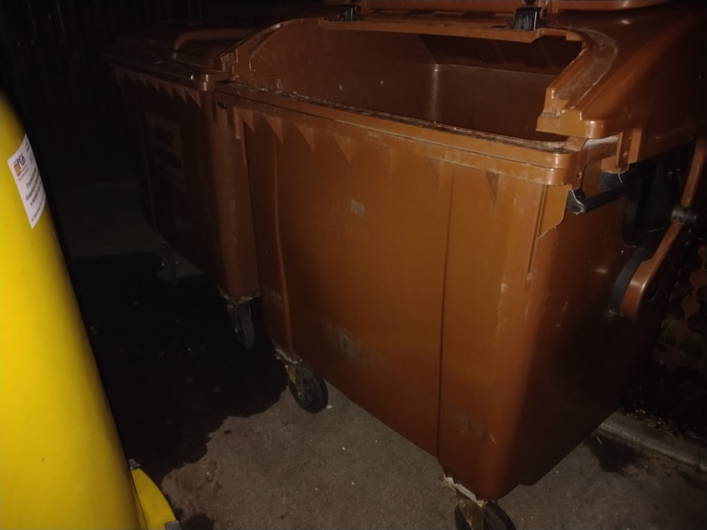 Konecczanie nie potrafią segregować odpadów? [wideo, zdjęcia]