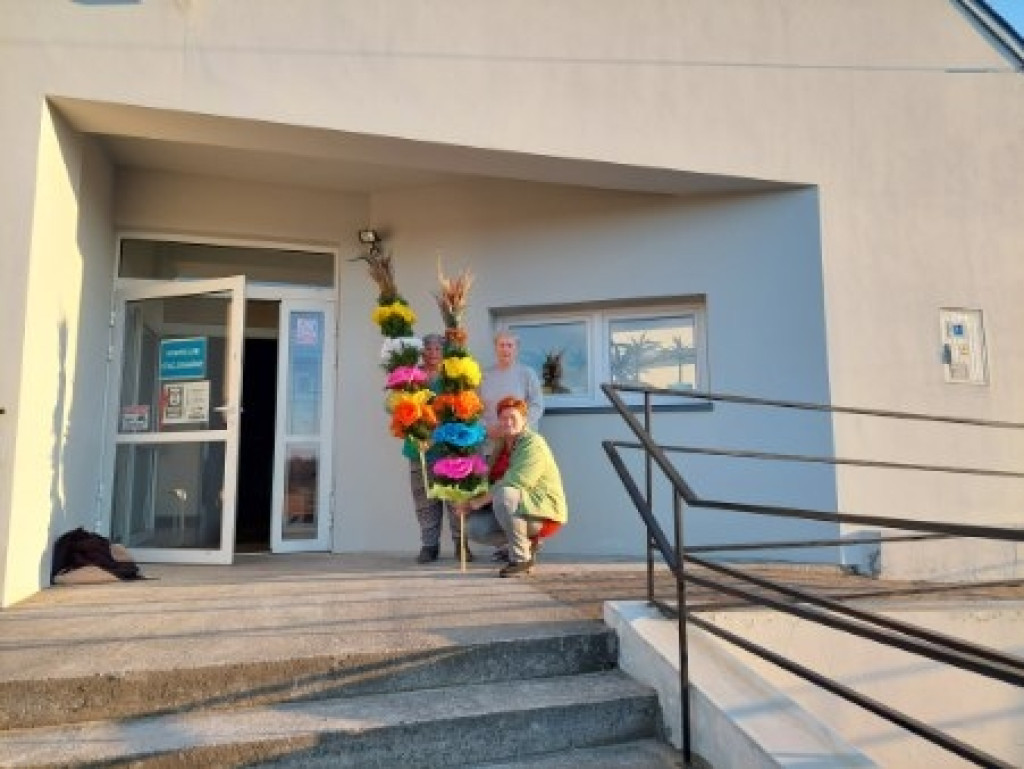 Rozdawali pachnące żonkile! Niedzielna kwesta wolontariuszy z Hospicjum Sykulskiego [zdjęcia]