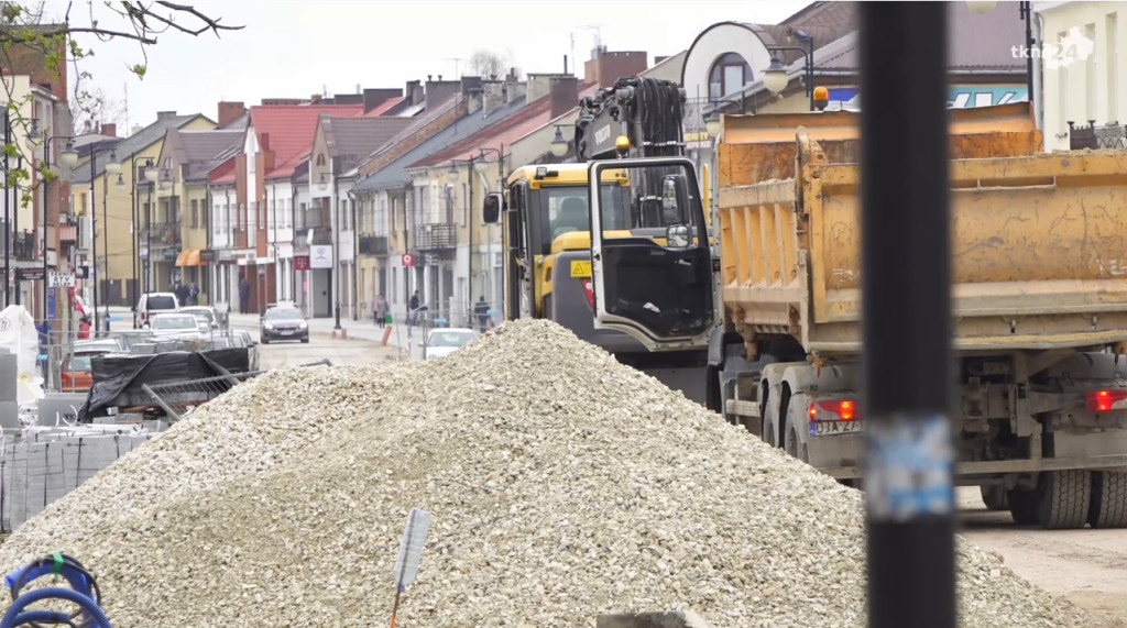 Końskie: Prace w centrum przyspieszyły [wideo, zdjęcia]