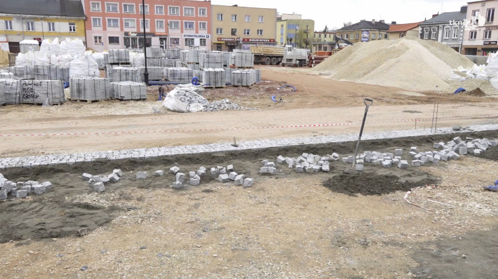 Końskie: Prace w centrum przyspieszyły [wideo, zdjęcia]