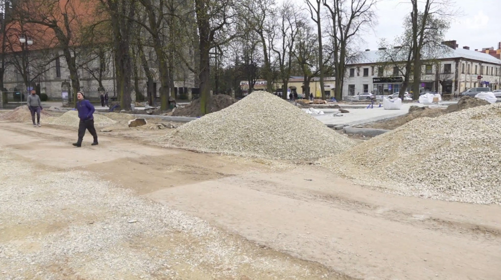 Końskie: Prace w centrum przyspieszyły [wideo, zdjęcia]