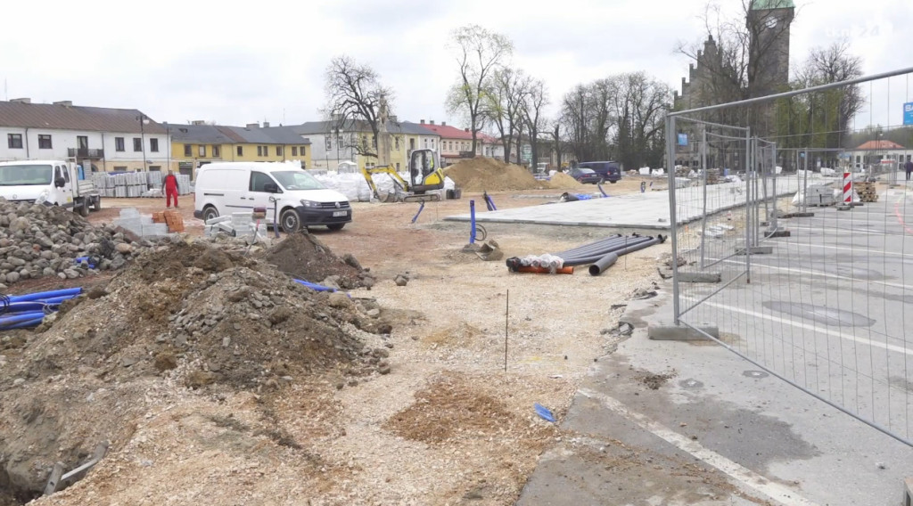 Końskie: Prace w centrum przyspieszyły [wideo, zdjęcia]