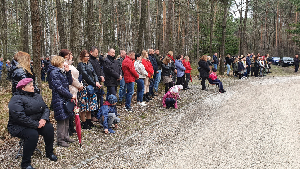 Uroczyste obchody 82. rocznicy tragicznych wydarzeń w Adamowie i Królewcu [zdjęcia]