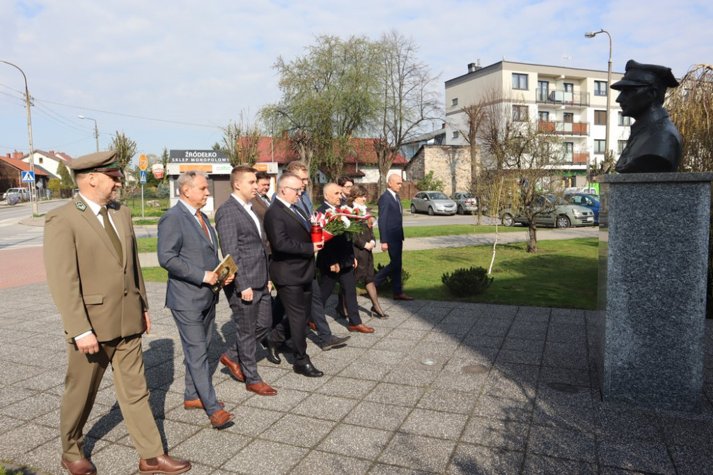 W gminie Końskie upamiętnili majora Hubala [wideo, zdjęcia]