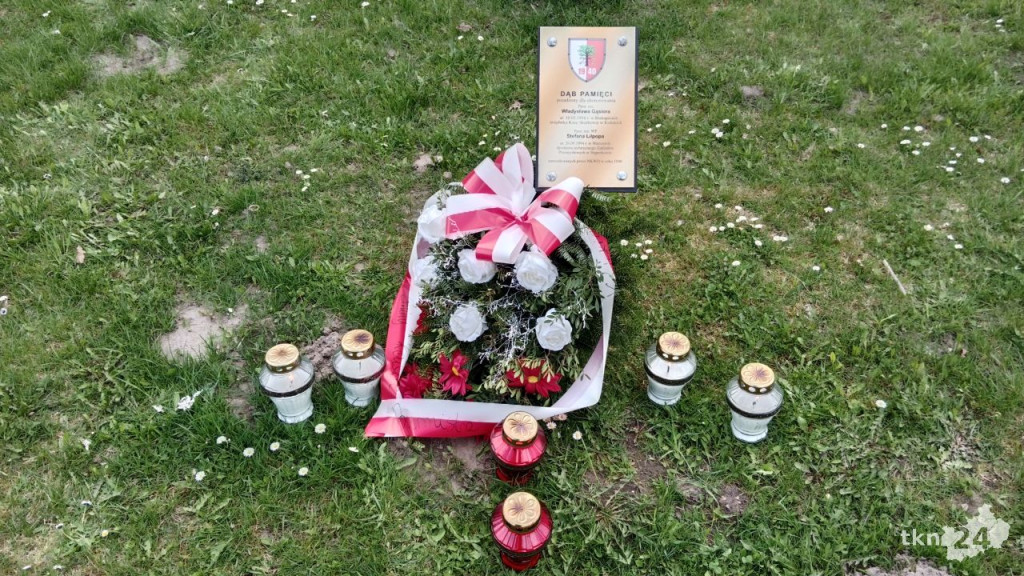 Władze gminy upamiętniły ofiary zbrodni katyńskiej [wideo, zdjęcia]