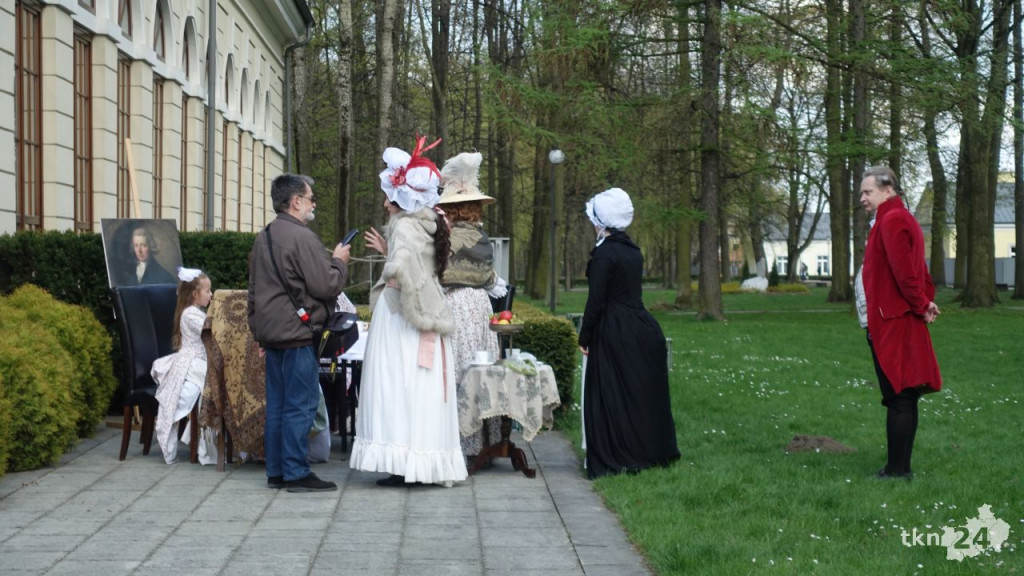 Opera i piknik na majówkę w Końskich [wideo, zdjęcia]