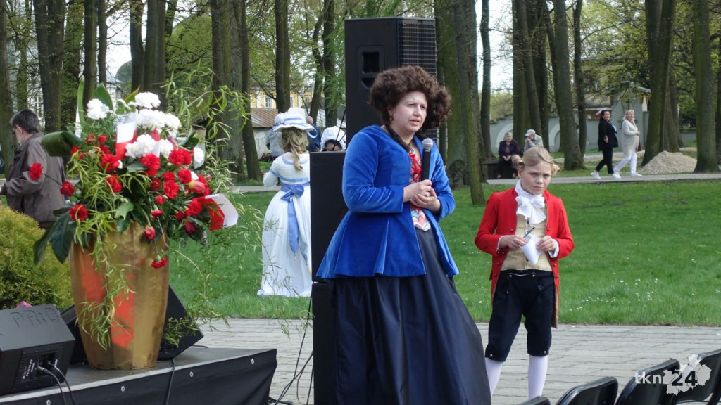 Opera i piknik na majówkę w Końskich [wideo, zdjęcia]