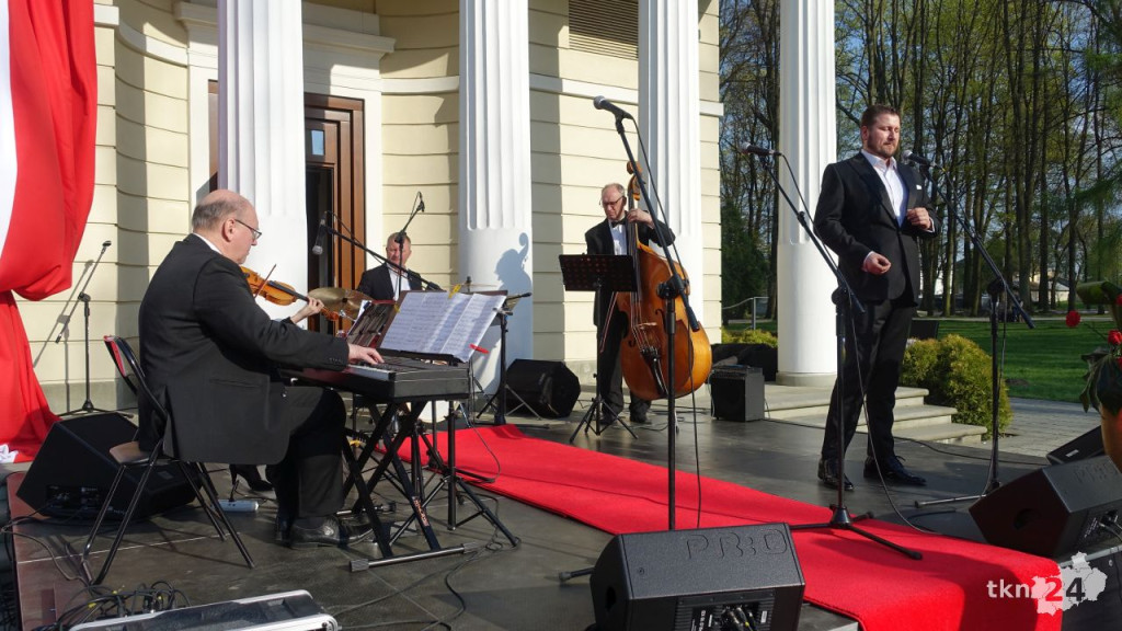 Opera i piknik na majówkę w Końskich [wideo, zdjęcia]