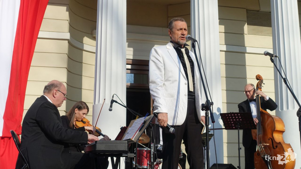 Opera i piknik na majówkę w Końskich [wideo, zdjęcia]